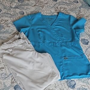 Grey's Anatomy Women's Aqua Scrub Top and White Pants Set